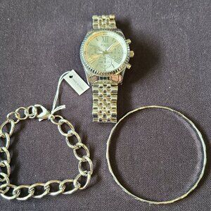 Never Worn Stainless Steel Folio Men's Watch and Bracelet set.